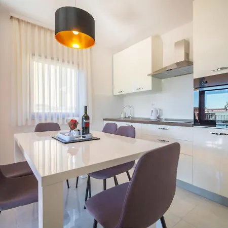 Apartment Damir-1 Crikvenica