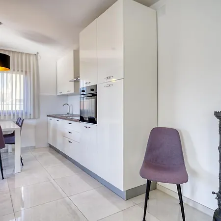 Damir-1 By Interhome