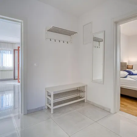 Damir-1 By Interhome Crikvenica