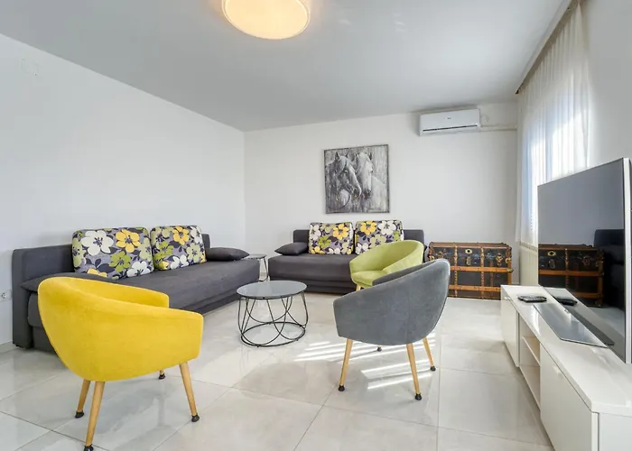 Damir-1 By Interhome Lejlighed